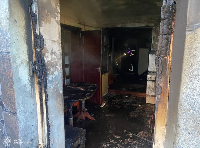 У Берегівському районі горів двоповерховий будинок У Берегівському районі горів двоповерховий будинок