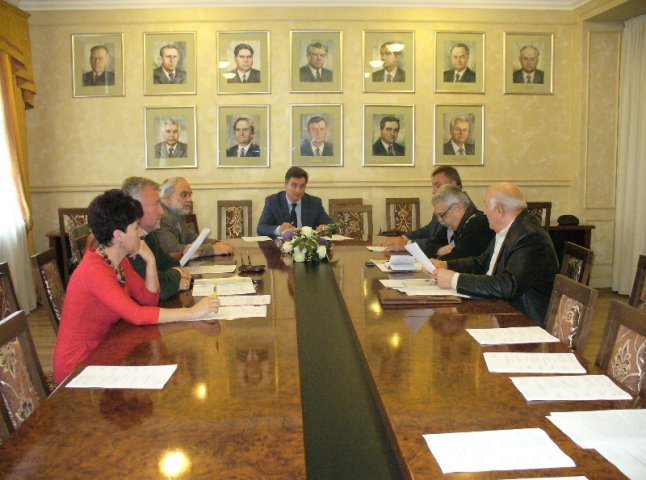 В Ужгороді засідав обласний комітет з присудження обласних премій у галузі літератури і мистецтва