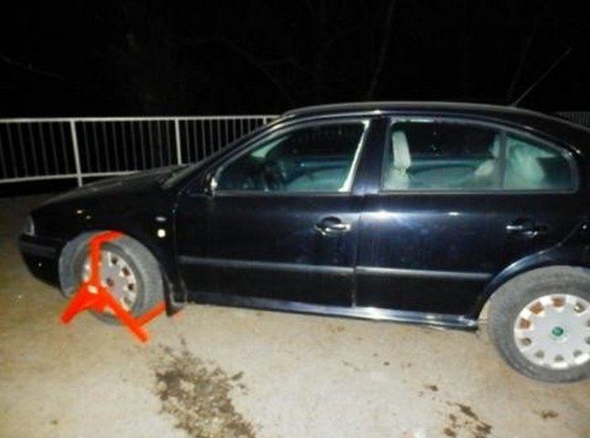 На Закарпатті знайшли авто, яке викрали минулого року