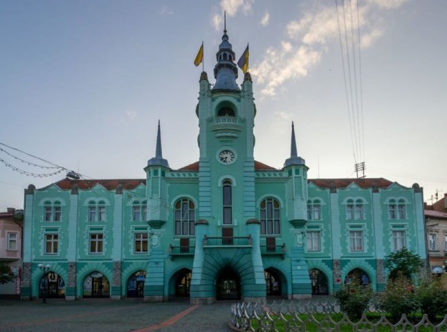 Передчасна відміна карантину в Мукачеві: до суду подано позов на міськраду