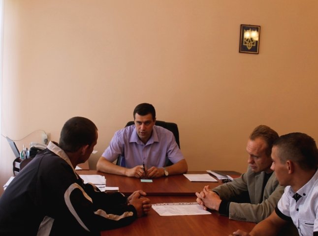 Голова Виноградівської РДА зустрівся з учасниками антитерористичної операції