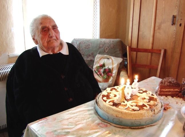 Найстаріша жителька Берегівщини Гізела Сейчі відсвяткувала 103-й день народження
