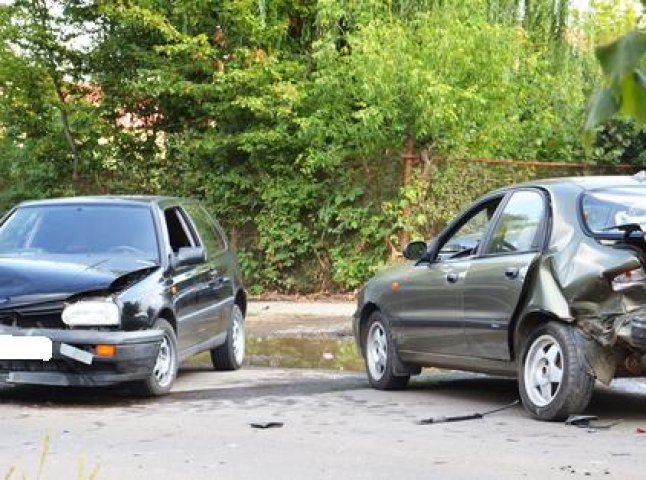 Внаслідок ДТП в Ужгороді постраждали двоє дітей