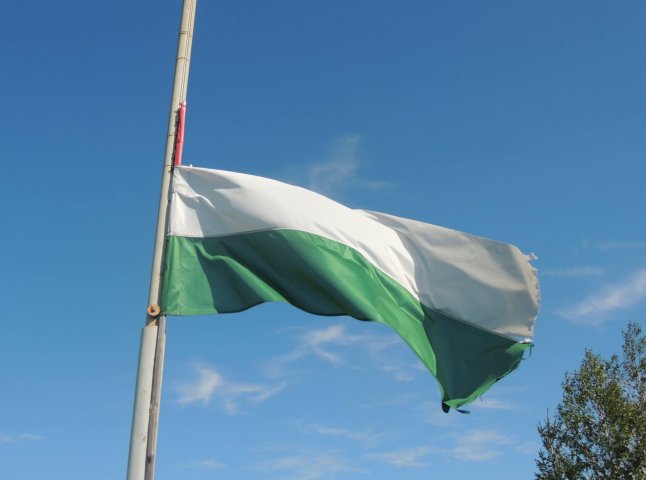 У Берегові вандали познущались над національним символом Угорщини (ФОТО)
