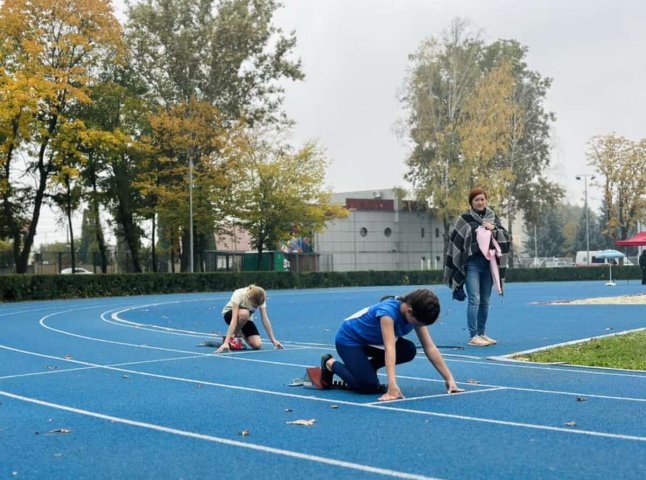 Всеукраїнські змагання з легкоатлетичного багатоборства проходять у Мукачеві