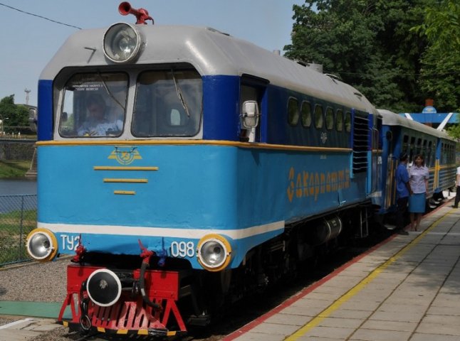 В Ужгороді дитяча залізниця відкриє літній сезон. Усі рейси завтра безкоштовні