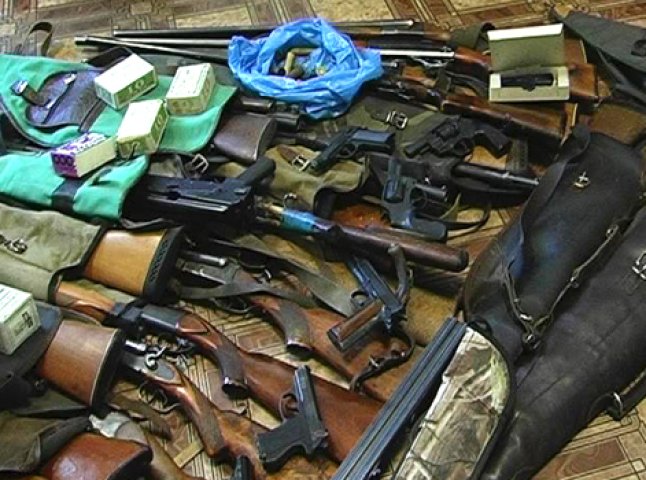 Протягом місяця на Мукачівщині можна офіційно зареєструвати нелегальну зброю