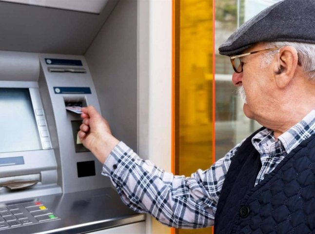 Заяву потрібно написати до 1 серпня: хто отримає до 3100 гривень Заяву потрібно написати до 1 серпня: хто отримає до 3100 гривень