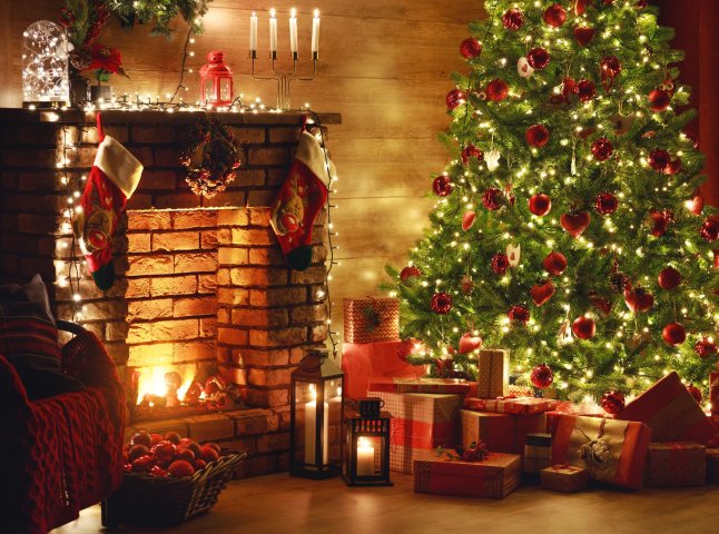 Вихідні на Різдво: відомо, хто з українців працюватиме, а хто — відпочиватиме