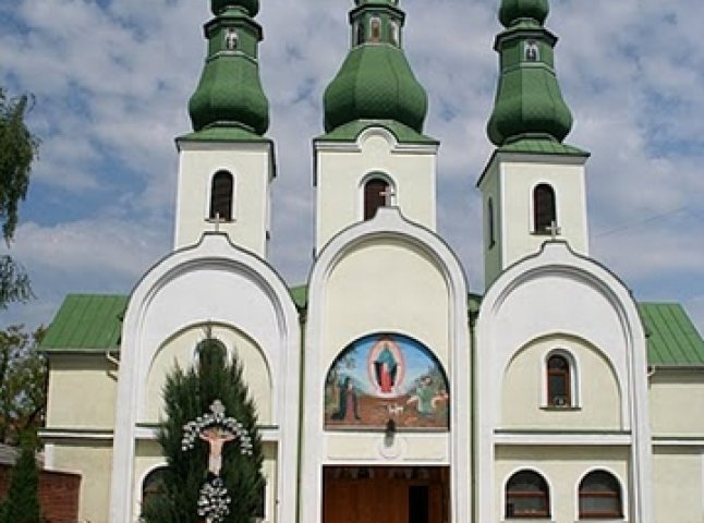Розклад Різдвяних Богослужінь у церквах Мукачева