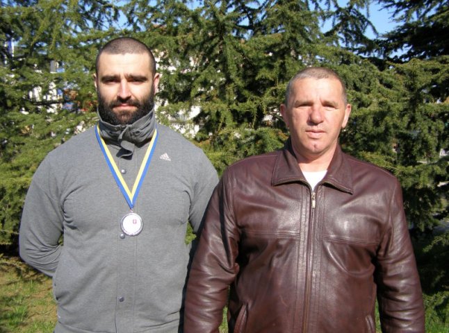 Хустянин Богдан Міговк став срібним призером чемпіонату України з триборства