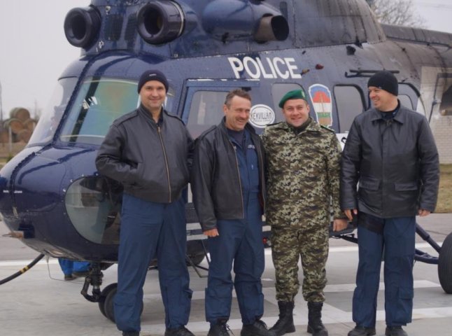 Українські та угорські прикордонники спільно патрулювали кордон з повітря (ФОТО)