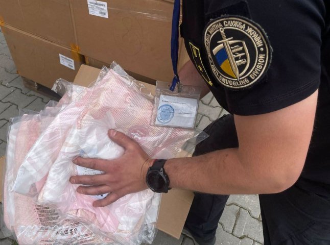 Закарпатські митники виявили неочікувані знахідки на понад 5 мільйонів