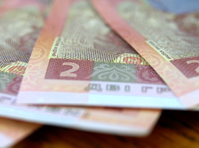 Прокуратура вимагає виплатити транспортникам 650 тис.грн. заборгованої зарплати