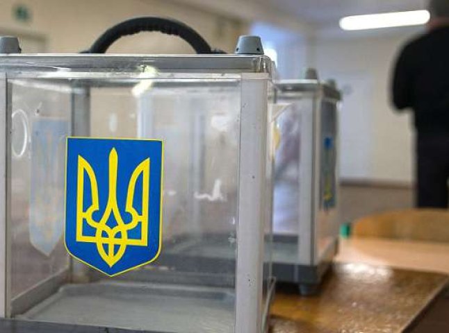 В Ужгороді офіційно оголосили проведення другого туру виборів мера міста