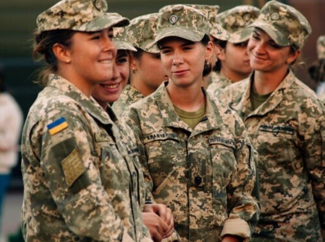 Військовий облік для жінок: спростування чергового фейку