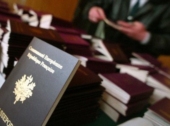 Чоловік намагався перетнути український кордон з підробленим паспортом