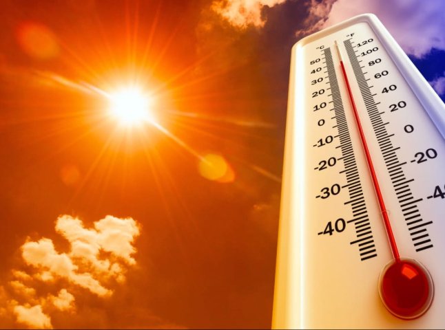 На вихідні в Закарпатті прогнозують спеку та короткочасні грози