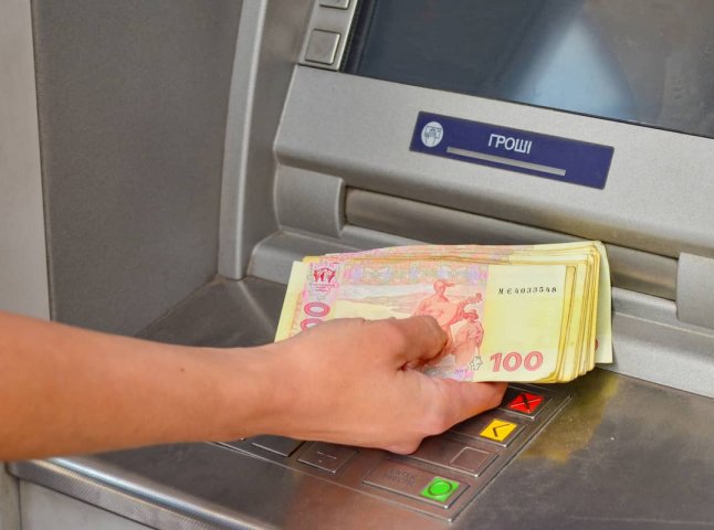 Після 23 вересня гроші будуть на картці: хто отримає понад 6000 нових виплат Після 23 вересня гроші будуть на картці: хто отримає понад 6000 нових виплат