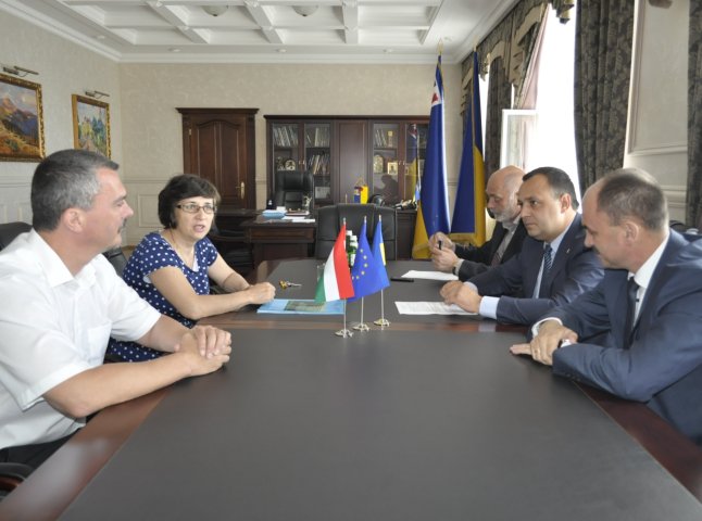 Керівники Закарпаття провели зустріч з очільником одного з регіонів Угорщини