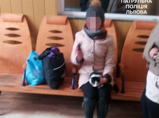 Зниклу в Ужгороді неповнолітню дівчину знайшли у Львові
