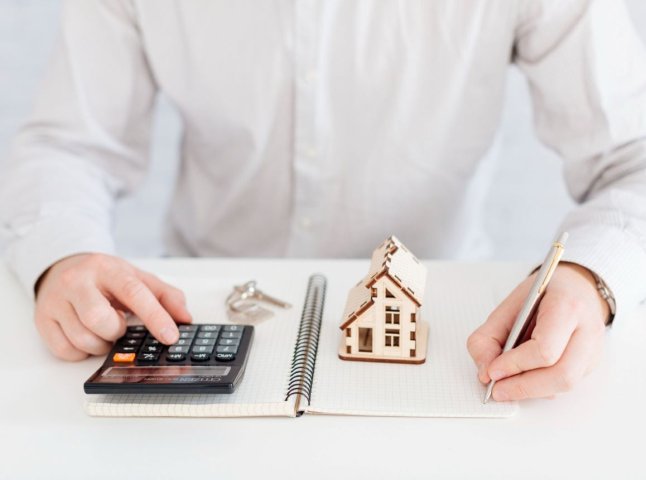 Власникам таких квартир доведеться віддати до чверті вартості державі