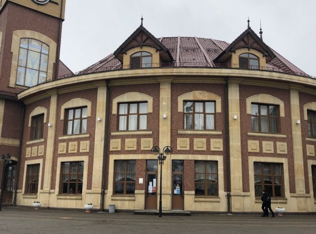Поліція не знайшла вибухівку на вокзалі в Ужгороді