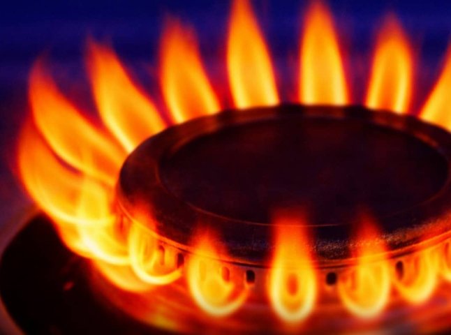 Газ «якийсь не такий»: споживачам пояснили, чому буває дивне полум’я