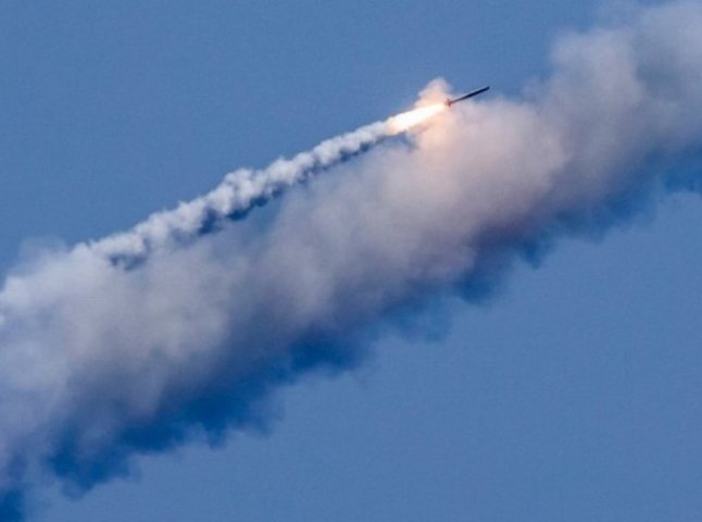Окупанти завдали трьох ракетних ударів по Дніпропетровщині: офіційні подробиці