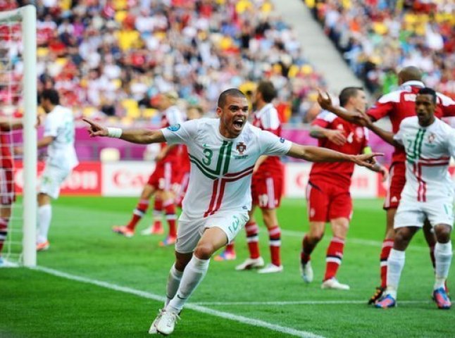 Група В: Португалія перемогла Данію