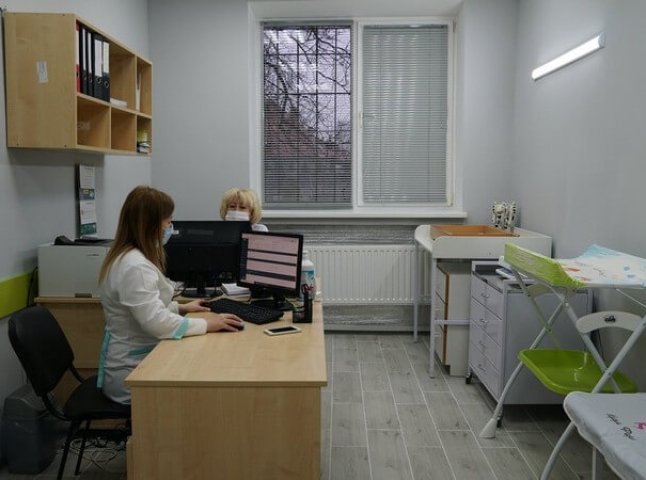 У Мукачеві відкрили оновлену амбулаторію медцентру "Сім’я"