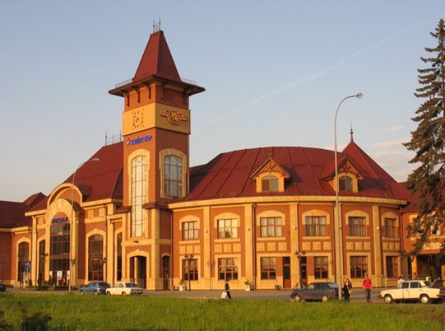 Ужгородський вокзал знову "мінують"