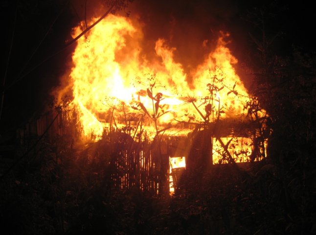 На Тячівщині сталась пожежа житлового будинку