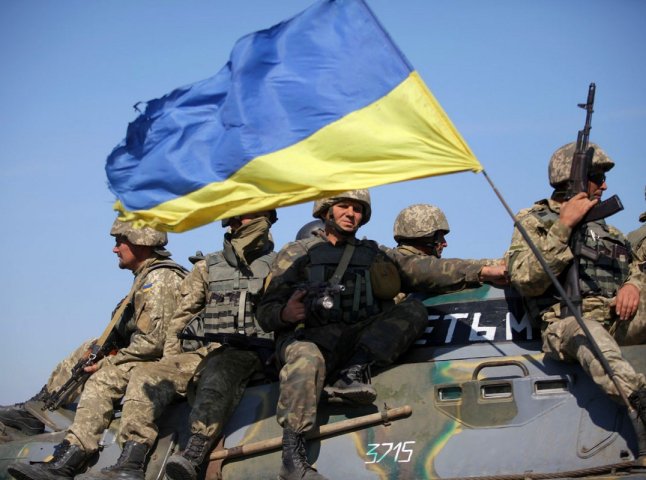 Які риси притаманні захисникам України: думка ужгородців
