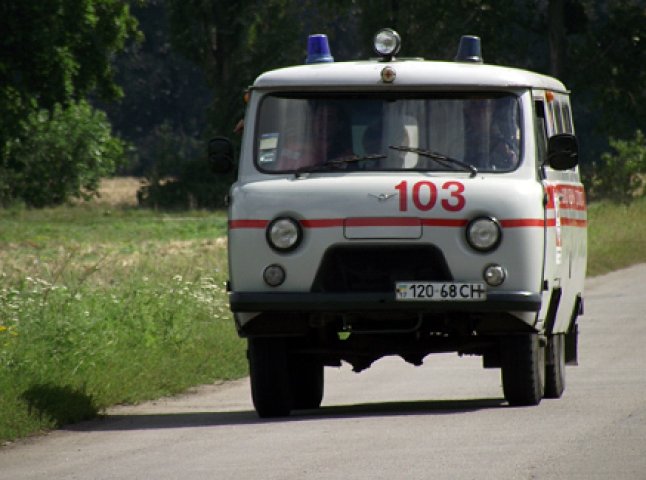 Жителька Закарпаття отримала опіки прибираючи подвір’я