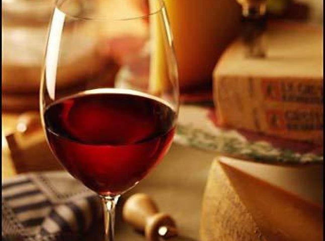 Фестиваль “Червене вино” зібрав майже 60 тисяч поціновувачів “напою богів”