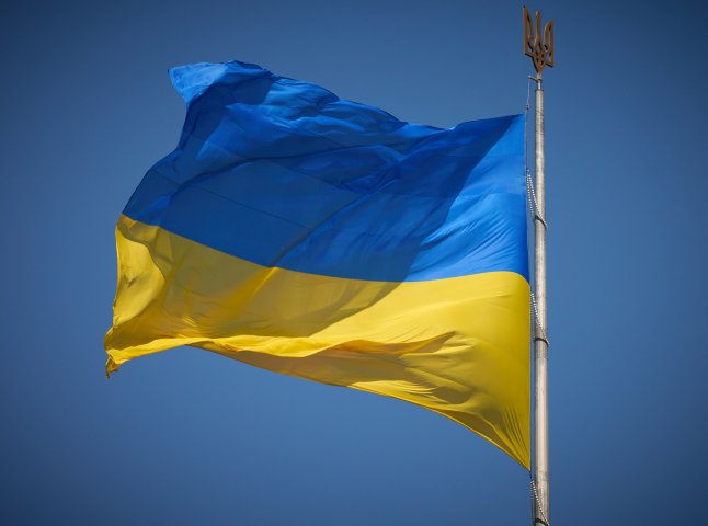 Закарпатцям пояснили, як даватимуть допомогу до Дня Незалежності України