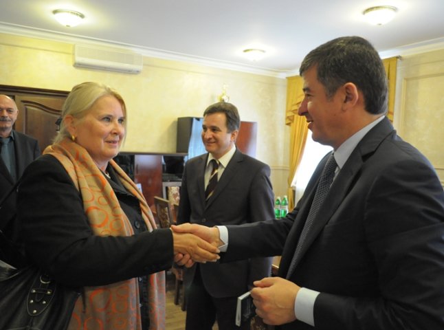 Надзвичайний і Повноважний Посол Фінляндії в Україні Ар’я Макконен зустрілась з Іваном Балогою