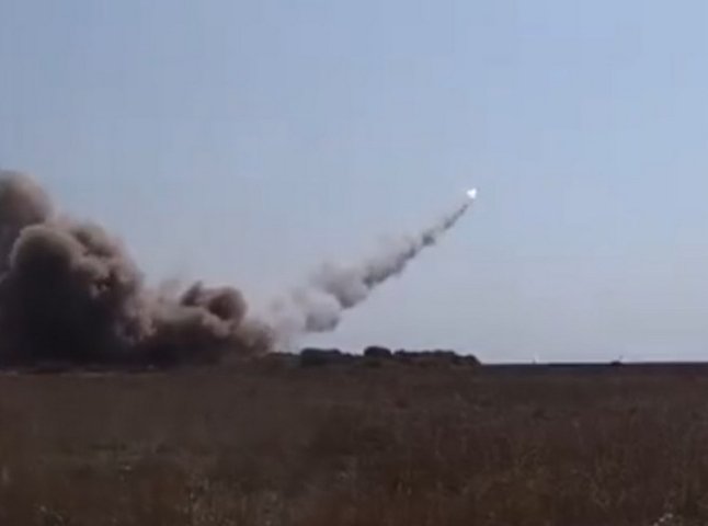 росія вдарила ракетами по одній з областей