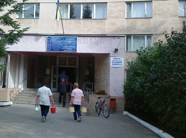 Прокуратура, СБУ та міліція з’ясовуватиме, чому перед виборами у Мукачівській ЦРЛ різко побільшало “хворих”