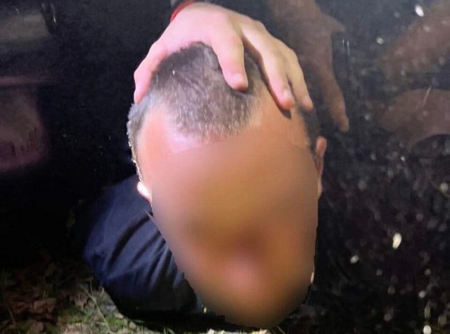 Безліч ударів по тілу: на Тячівщині батько жорстоко вбив 2-річного сина