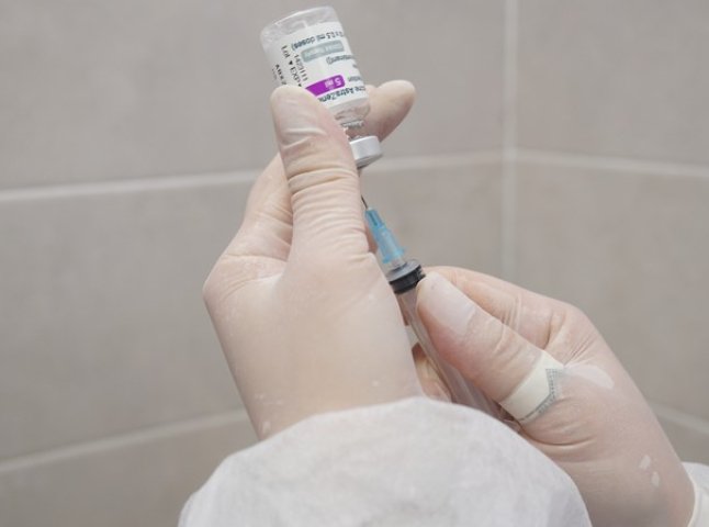 Центри масової вакцинації у Мукачівській громаді працюватимуть щодня