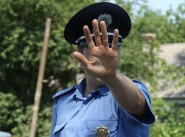 Один із міліціонерів, який причетний до побиття жителів Виноградівщини, постане перед судом