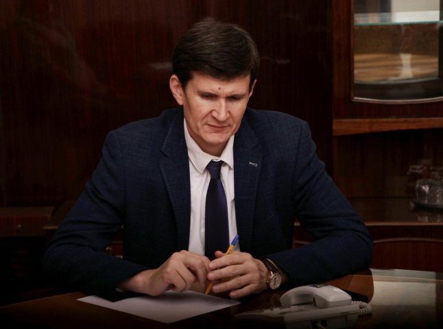 Зеленський призначив виконуючого обов’язки голови Закарпатської ОДА