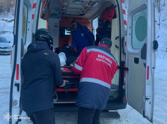 Фахівці ДСНС розповіли про випадок на горі Красія