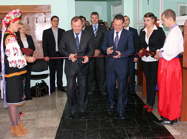 В Ужгороді відкрився Центр надання адміністративних послуг