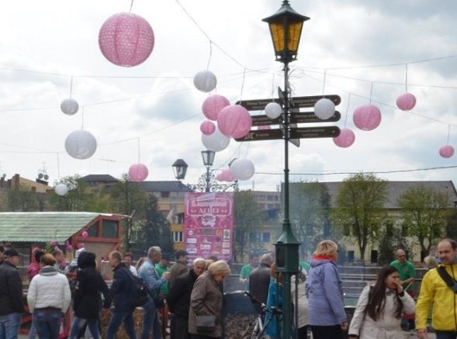 Фестиваль "Сакура – 2015" в Ужгороді офіційно стартував
