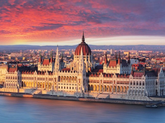 Угорщина блокує нові санкції проти РФ
