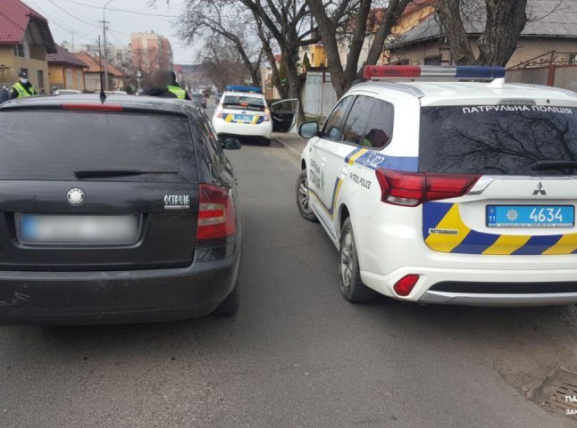 Відомо, що накоїв водій, якого наздоганяла поліція в Мукачеві