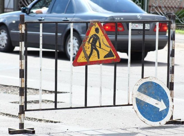 Одна із найзавантаженіших вулиць Мукачева сьогодні у другій половині дня буде перекрита